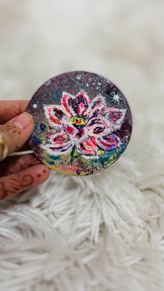 Magnet hand painted